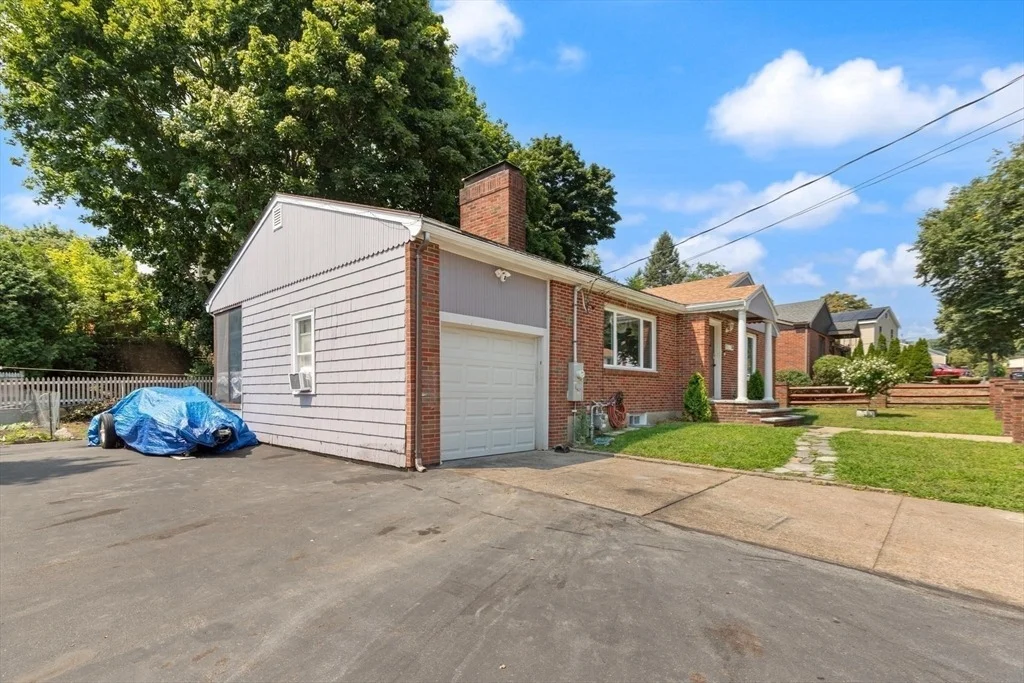 Photo of 24 Taylor Rd