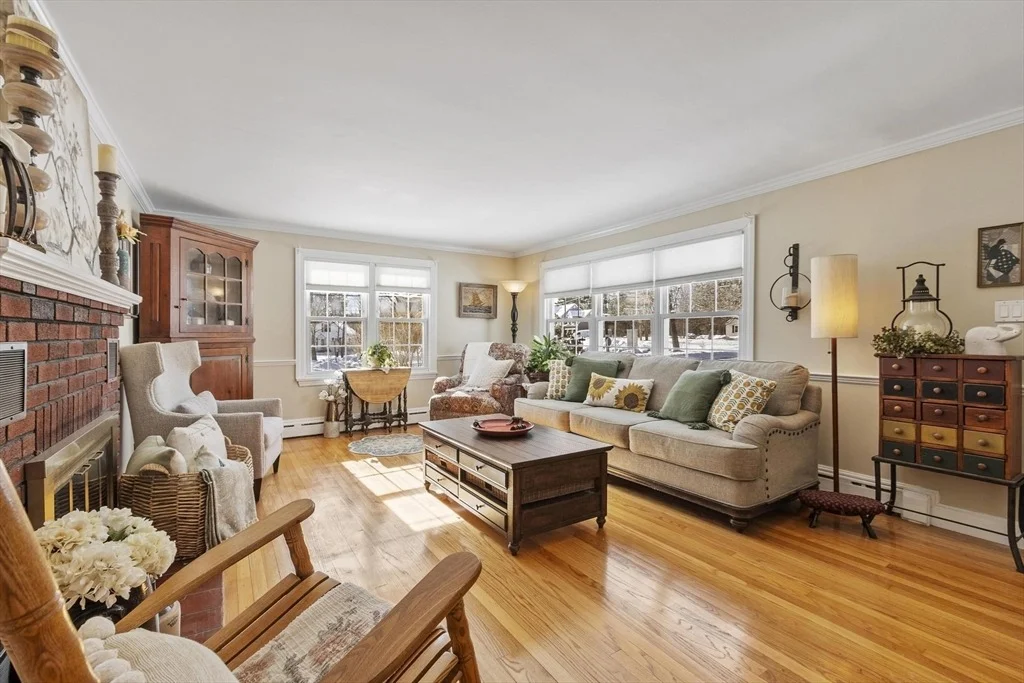 Photo of 38 Knower Rd