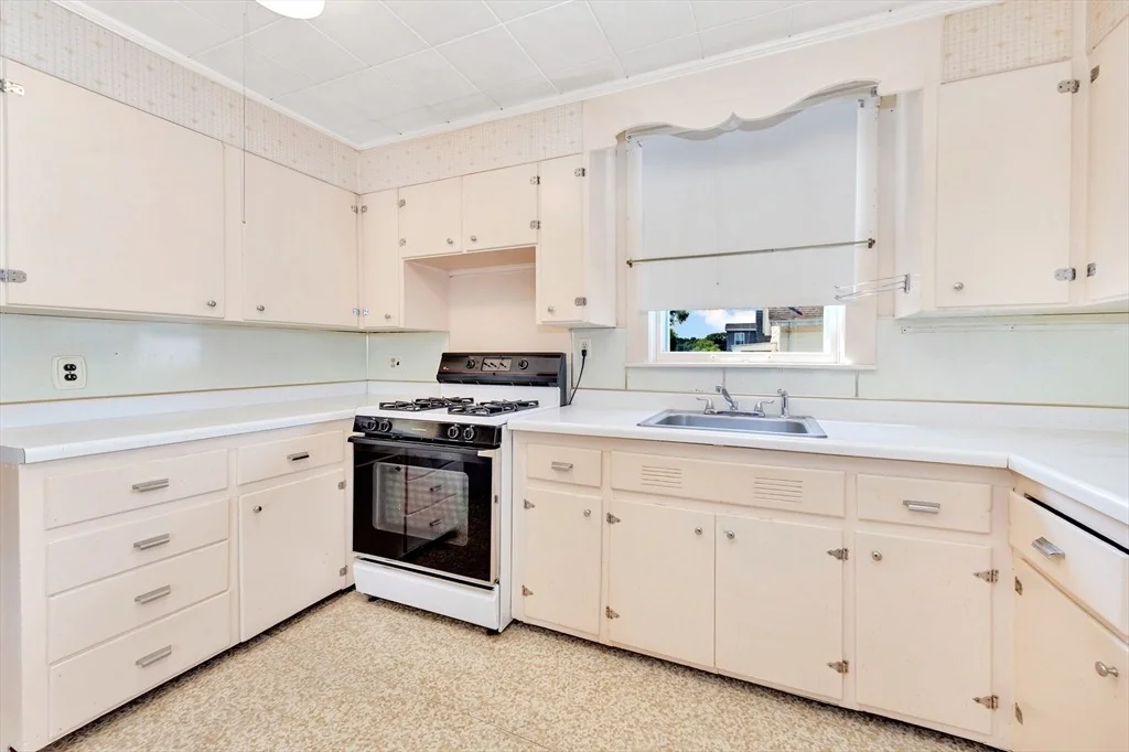 Photo of 337 Maple St