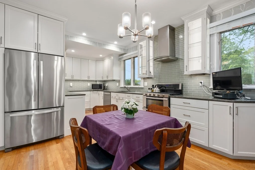 Photo of 121 State St