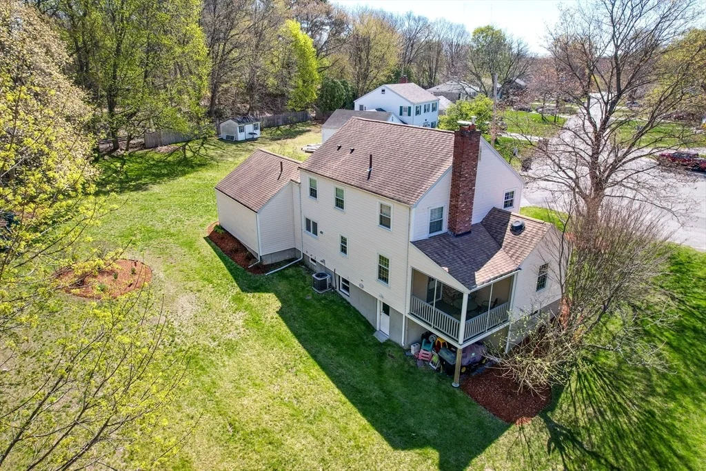 Photo of 15 Maple Lane