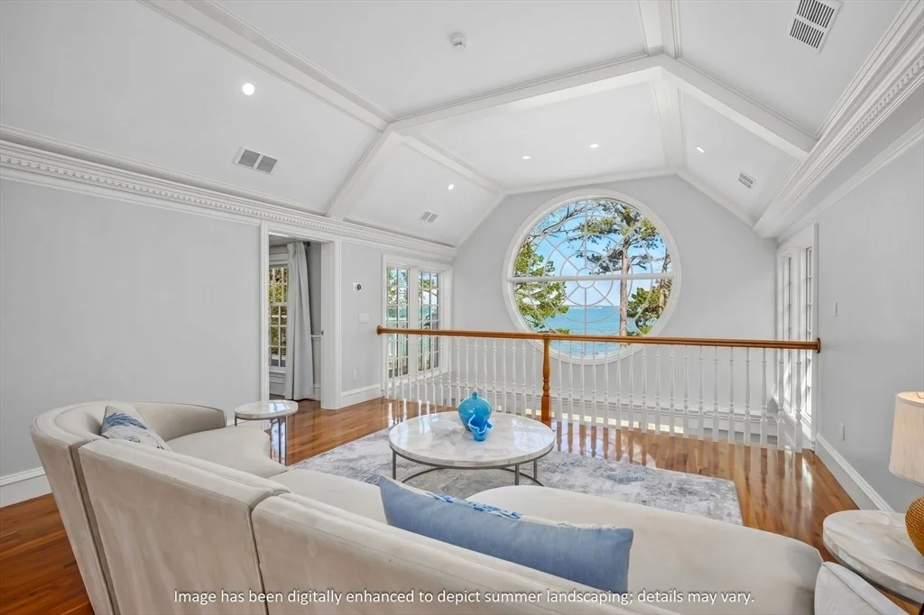 Photo of 120 Vineyard Road