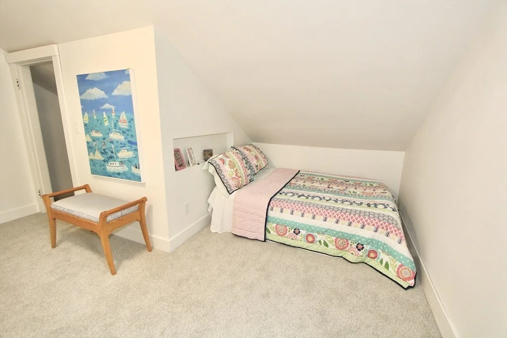 Photo of 7 Albemarle St