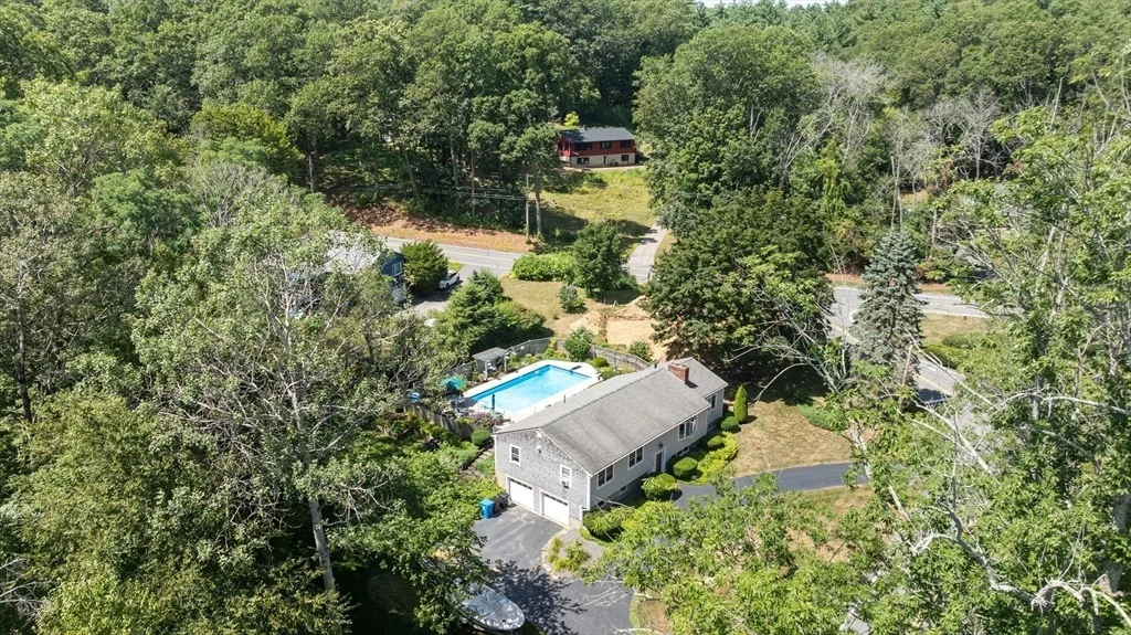 Photo of 18 River Rd