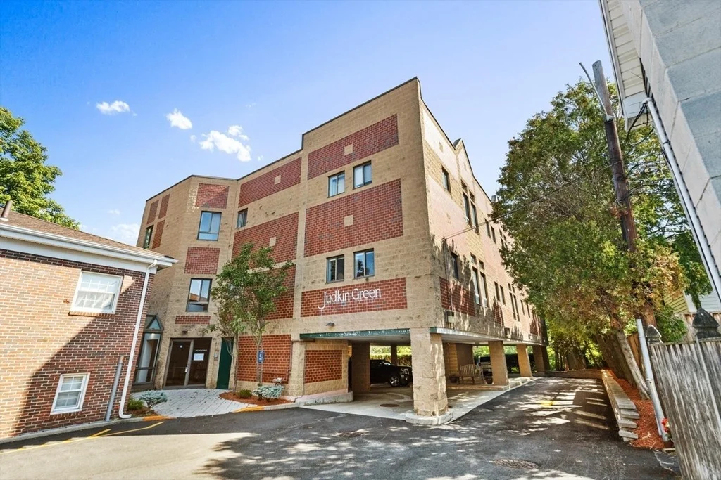 Photo of Unit 35 at 63 Shore Road