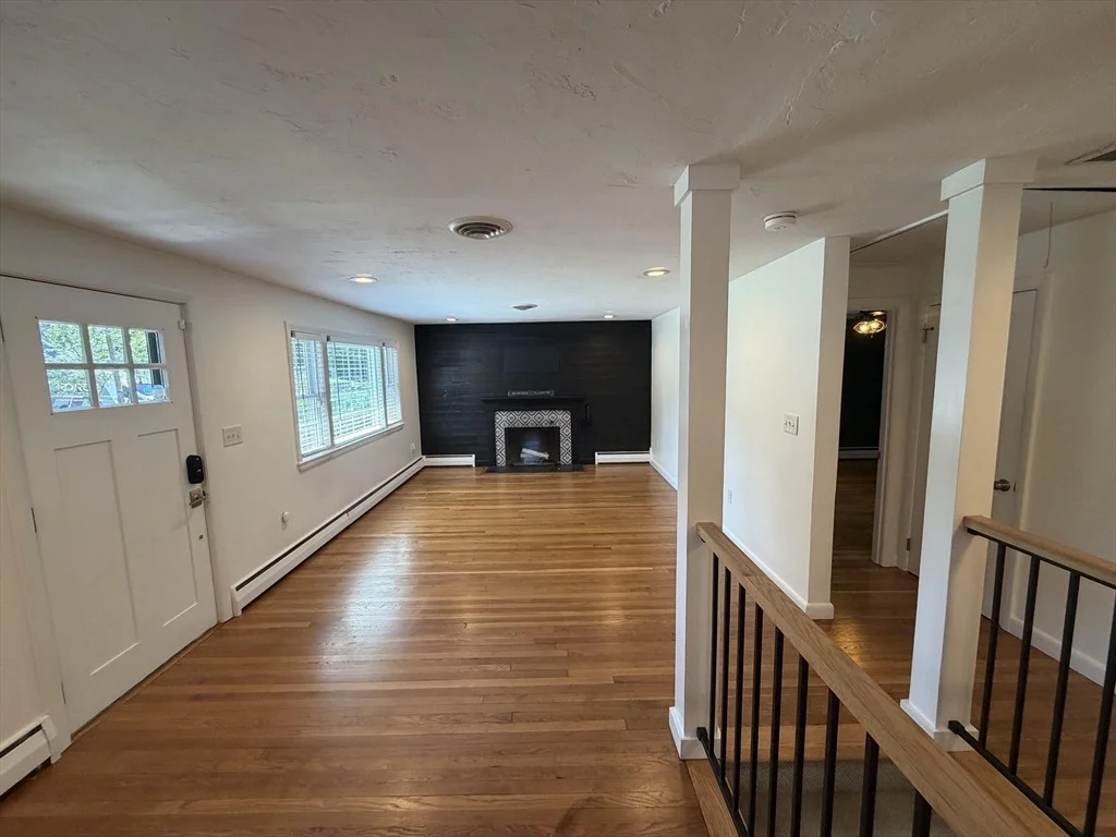 Photo of 8 Fairbrook Rd