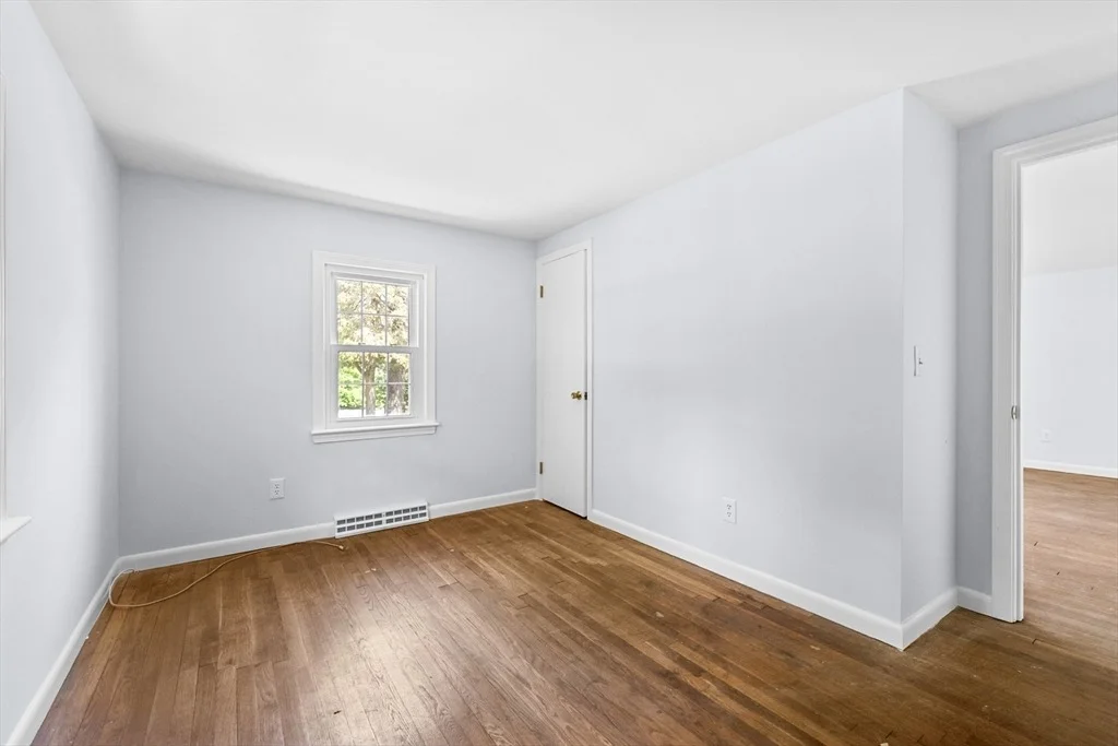 Photo of 19 Aspen Ln