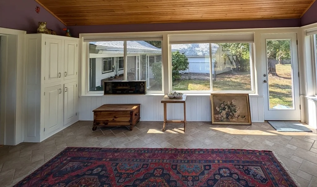 Photo of 504 Lampblack Rd