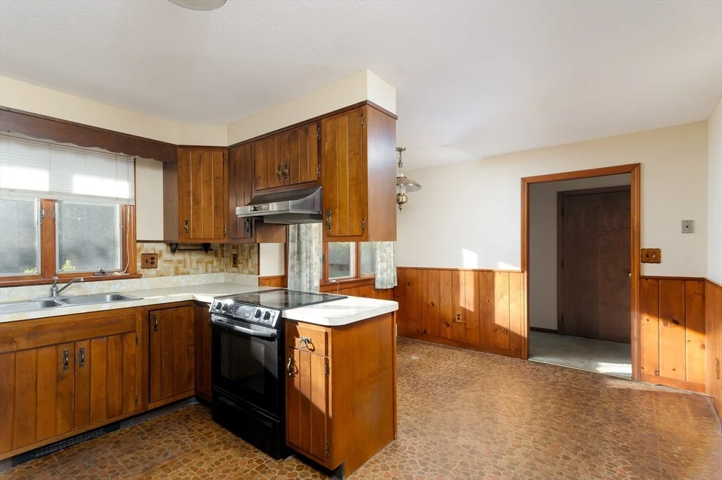 Photo of 85 Marsh Rd