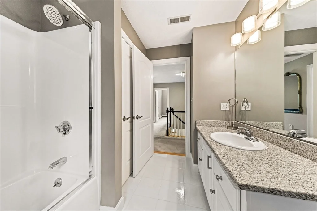 Photo of 10 Morgan Dr