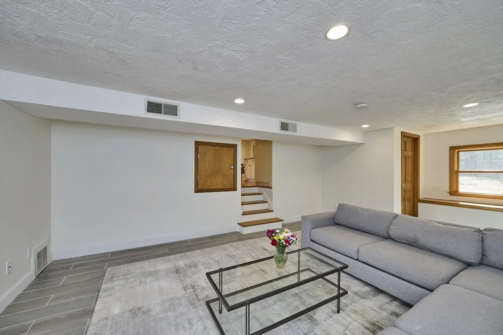 Photo of 42 Troutbrook Road