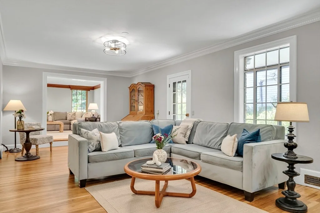 Photo of 72 Beverly Rd