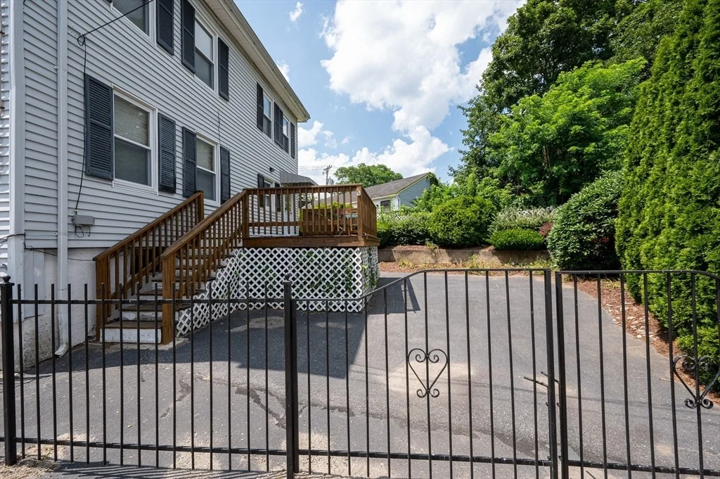 Photo of 17 Cedar Ct
