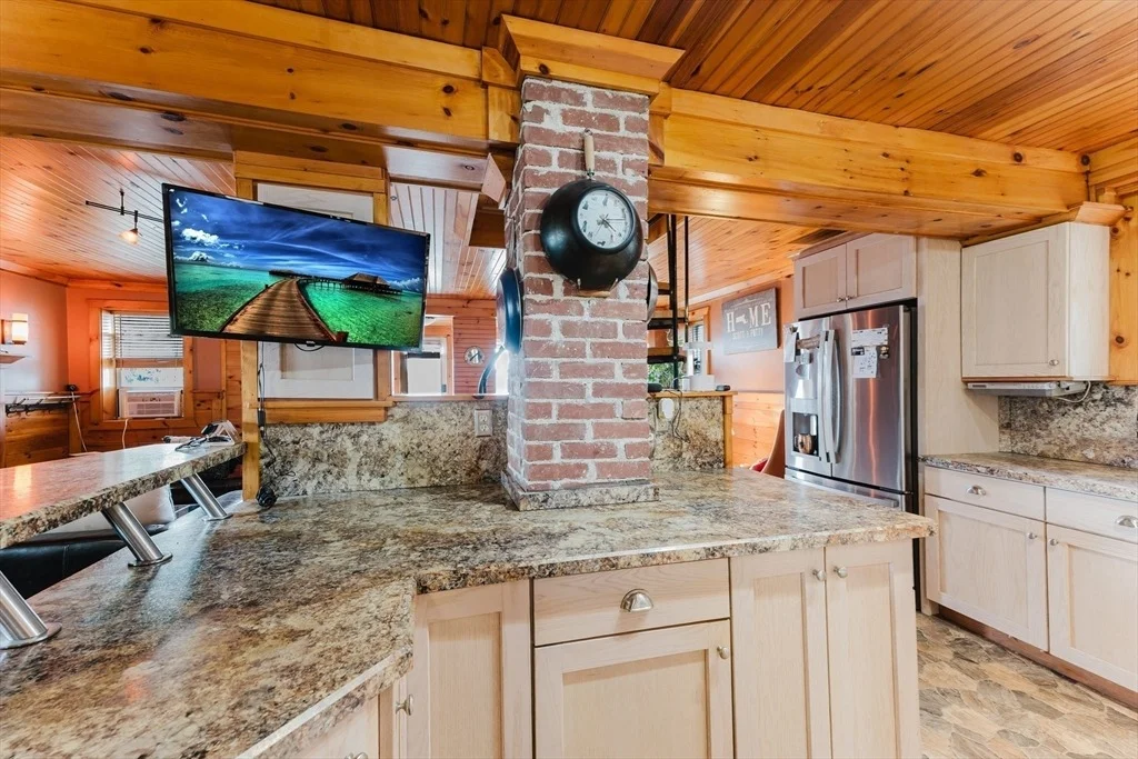 Photo of 54 Bayview Ave