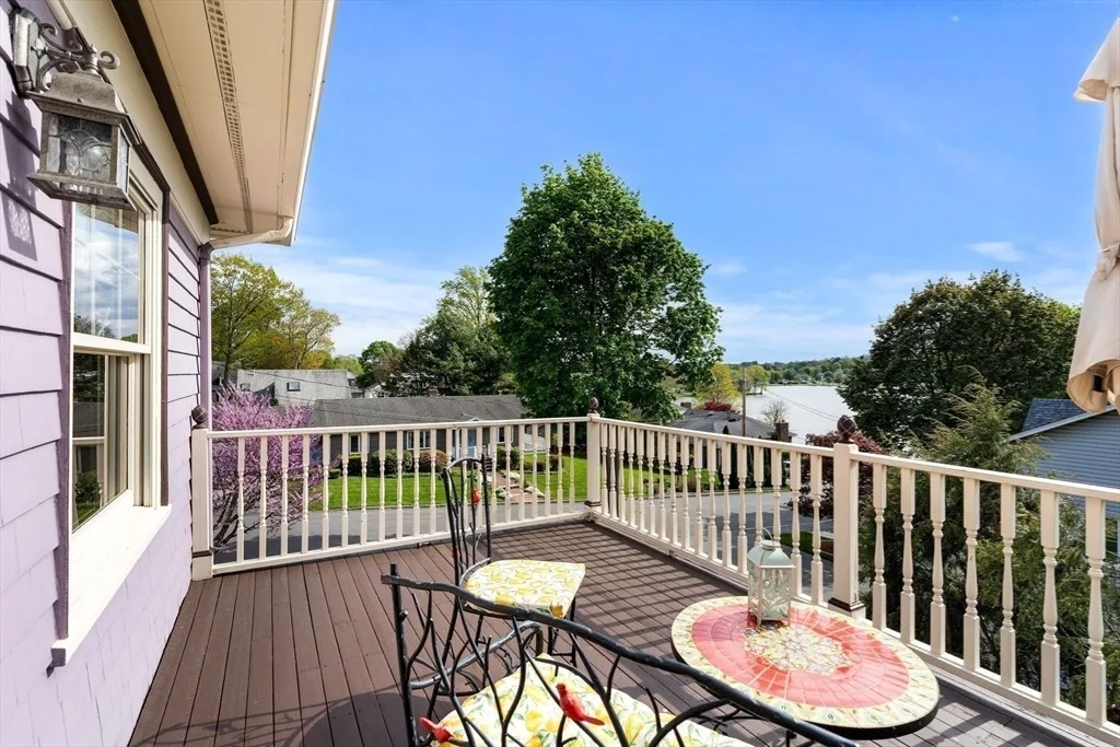 Photo of 9 White Ave