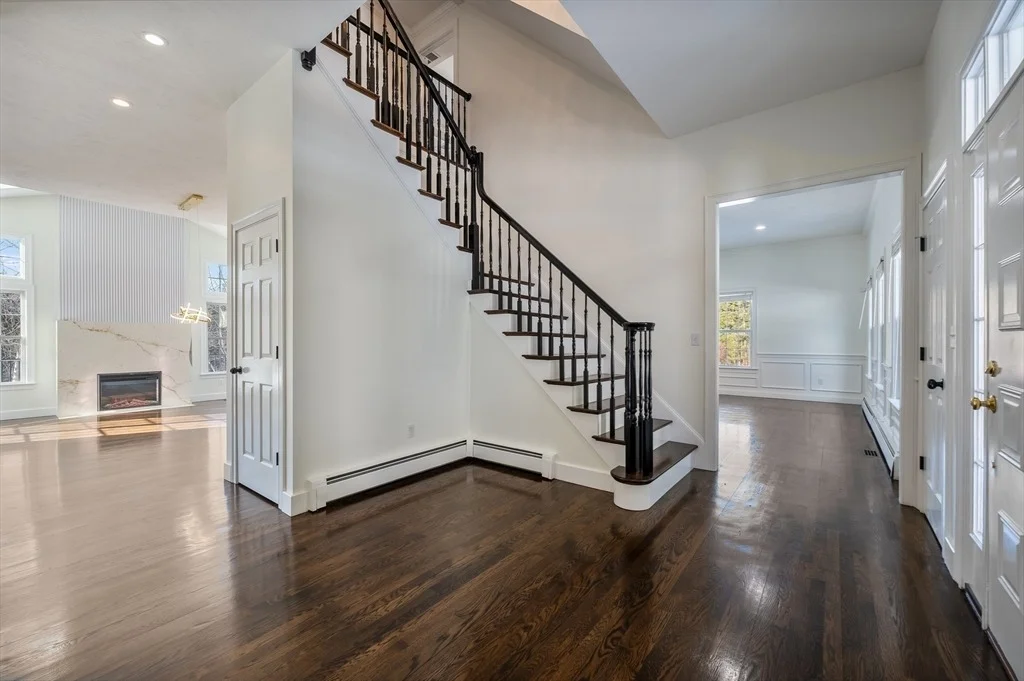 Photo of 25 Collins Rd