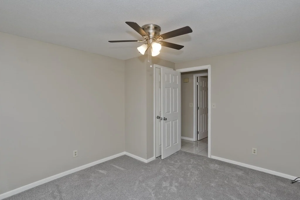 Photo of 75 Penncastle St