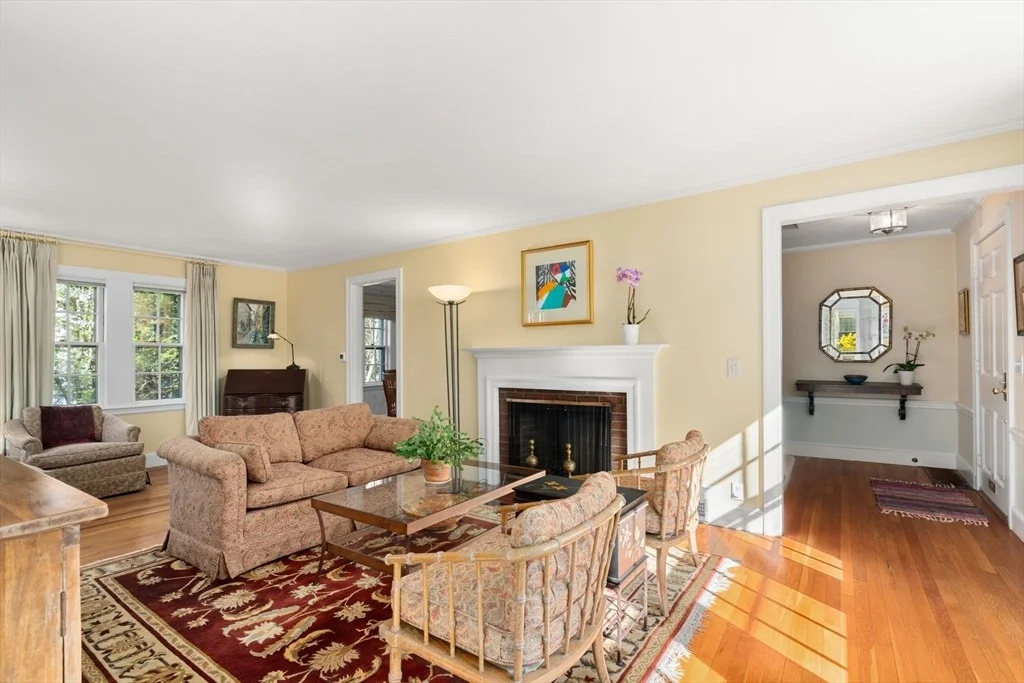 Photo of 39 Hickory Cliff Rd