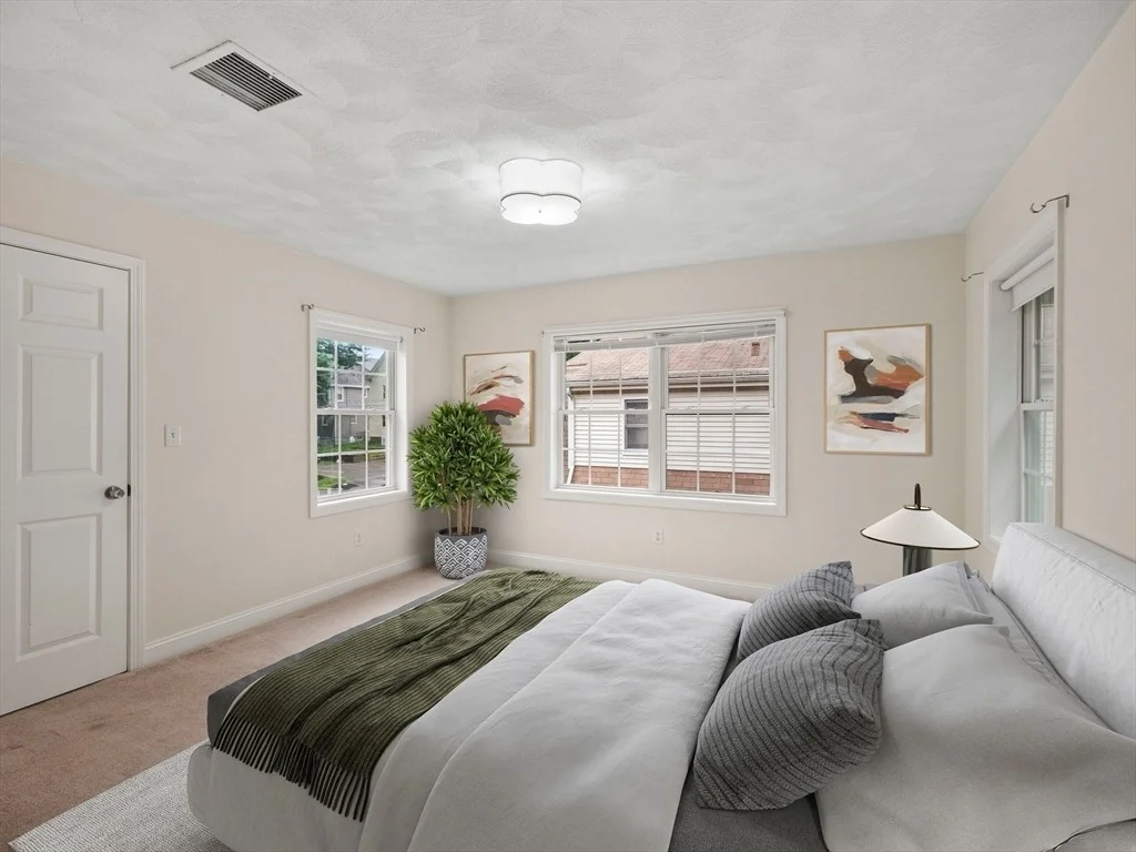 Photo of 16 Ells Ave