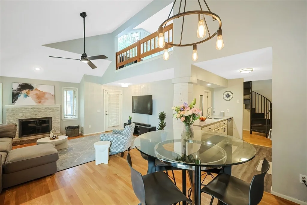 Photo of Unit 114 at 114 Captain Eames Cir