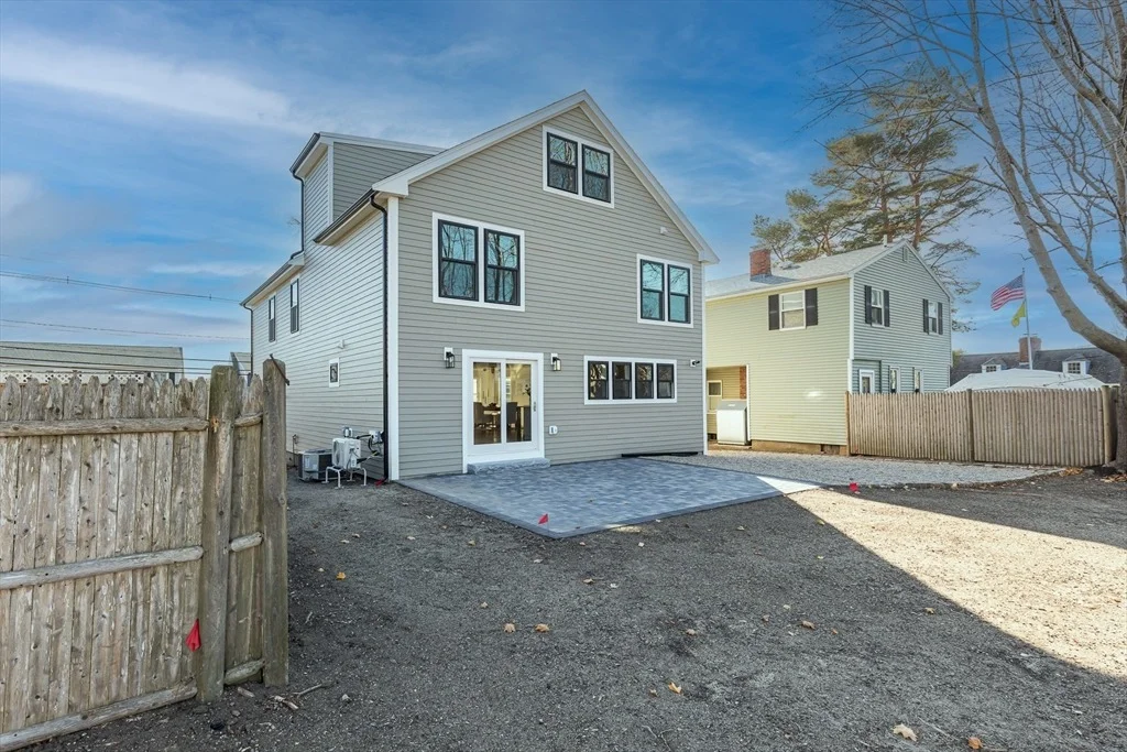 Photo of 160 Green St