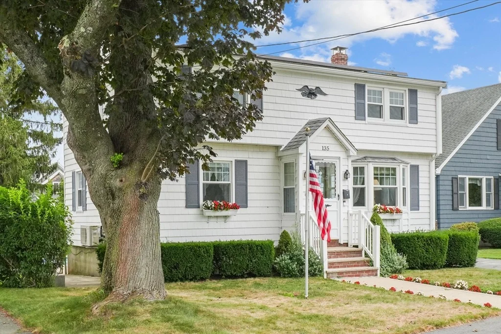 Photo of 135 Fort Ave
