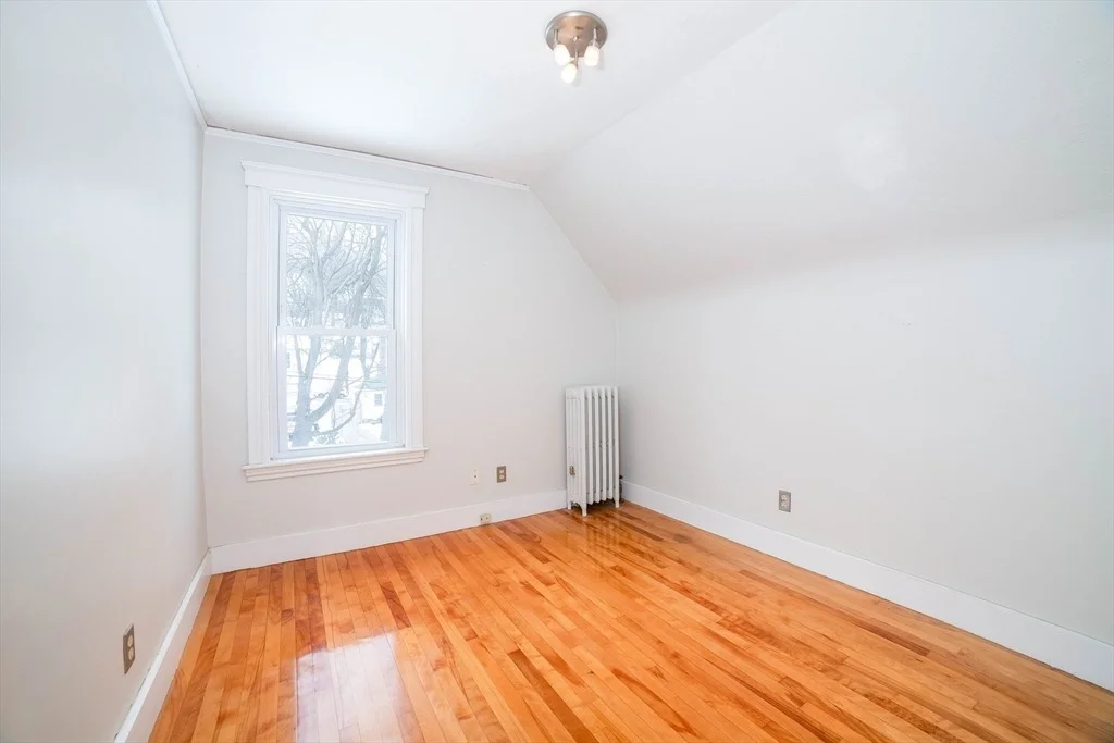 Photo of 18 Hadwen Lane