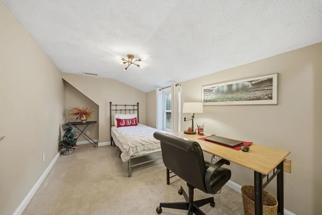 Photo of 17 Carson Avene