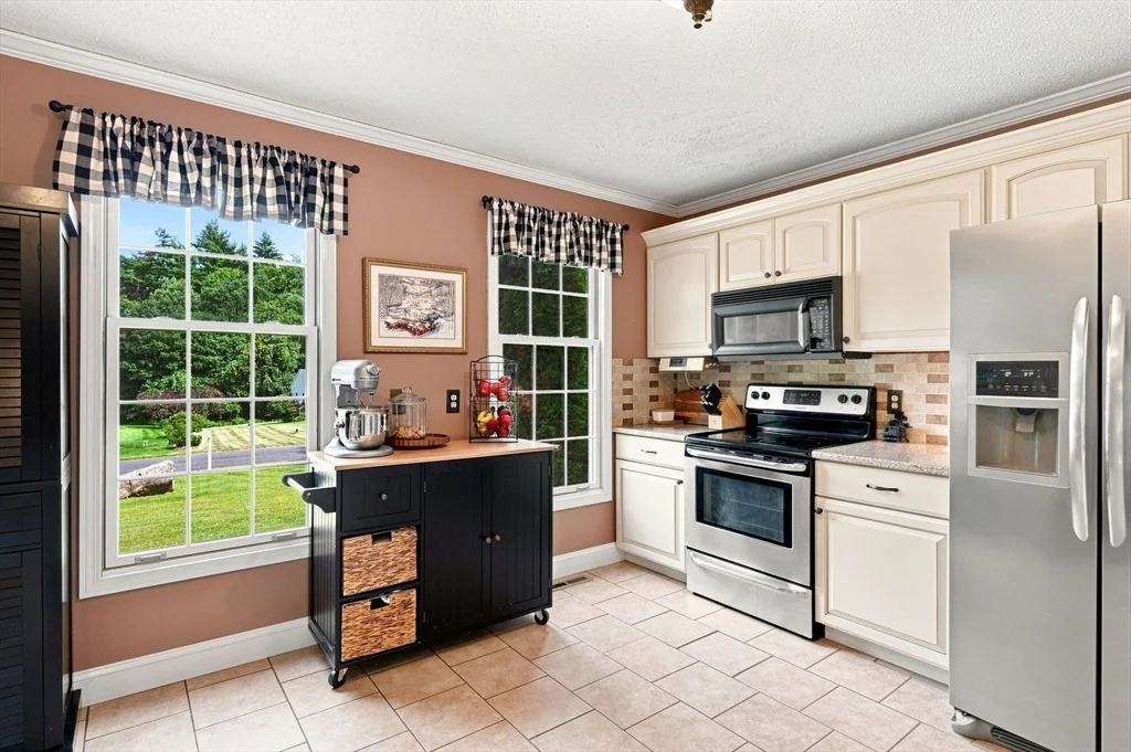 Photo of 30 Sylvan Circle