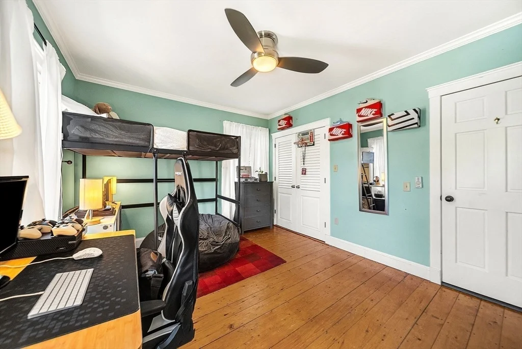 Photo of 77 Brook Rd