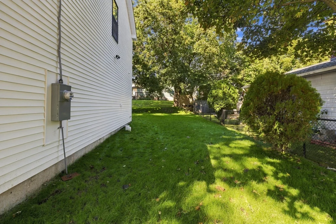 Photo of 223 Jenckes