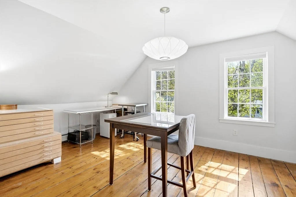 Photo of 106 Chestnut St