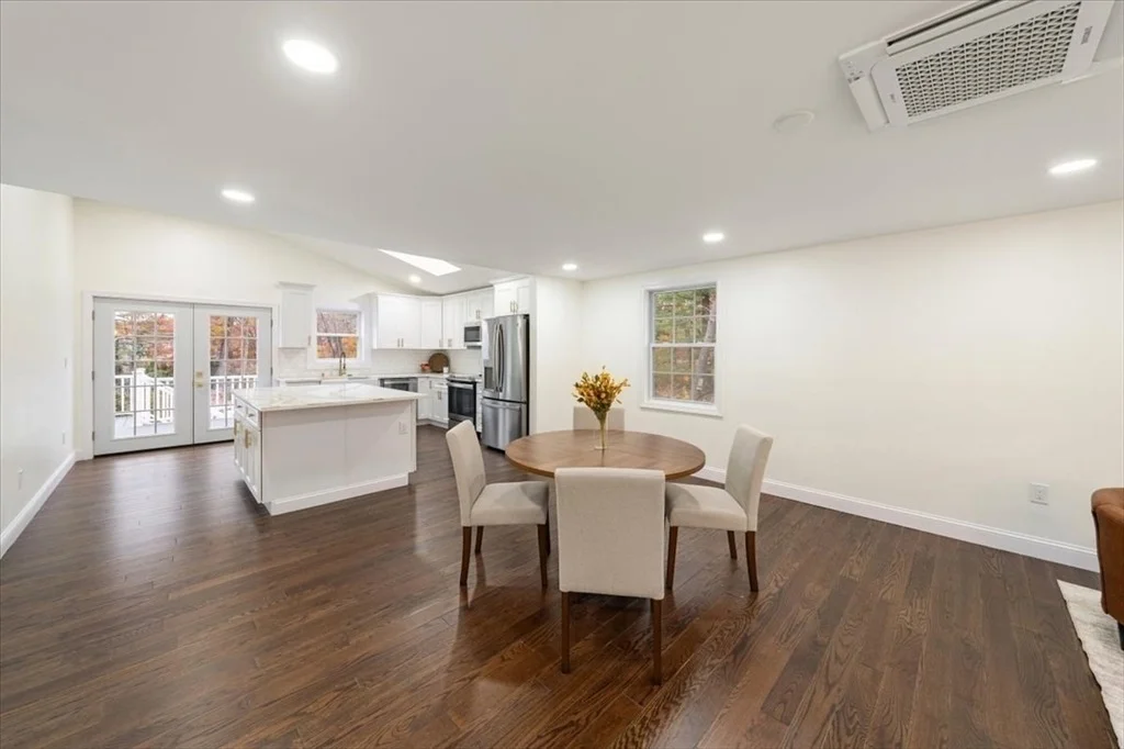 Photo of 5 Munroe Way