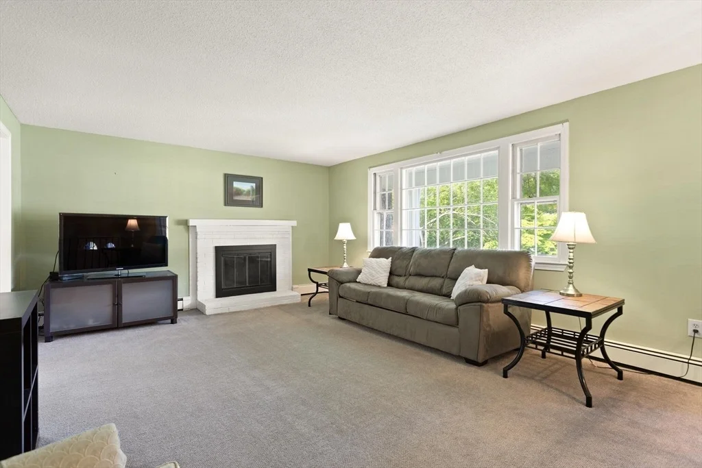 Photo of 112 Stoddard Dr