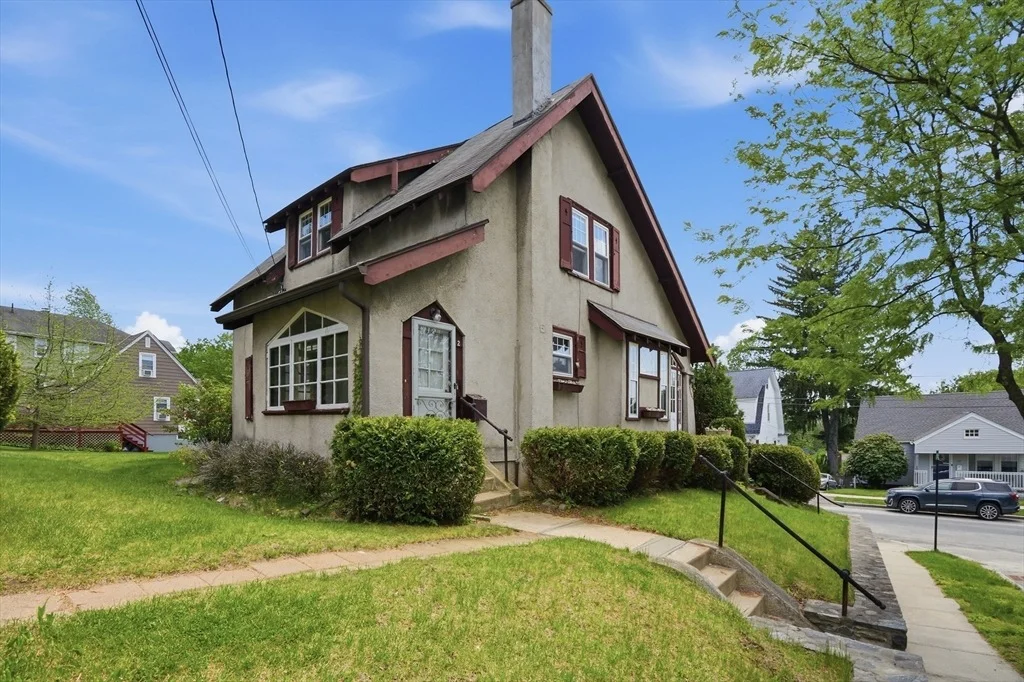 Photo of 2 Jeppson Avenue
