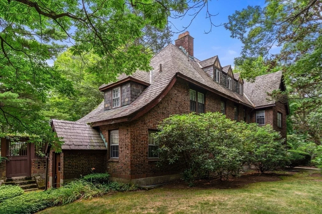 Photo of 25 Hillside Rd