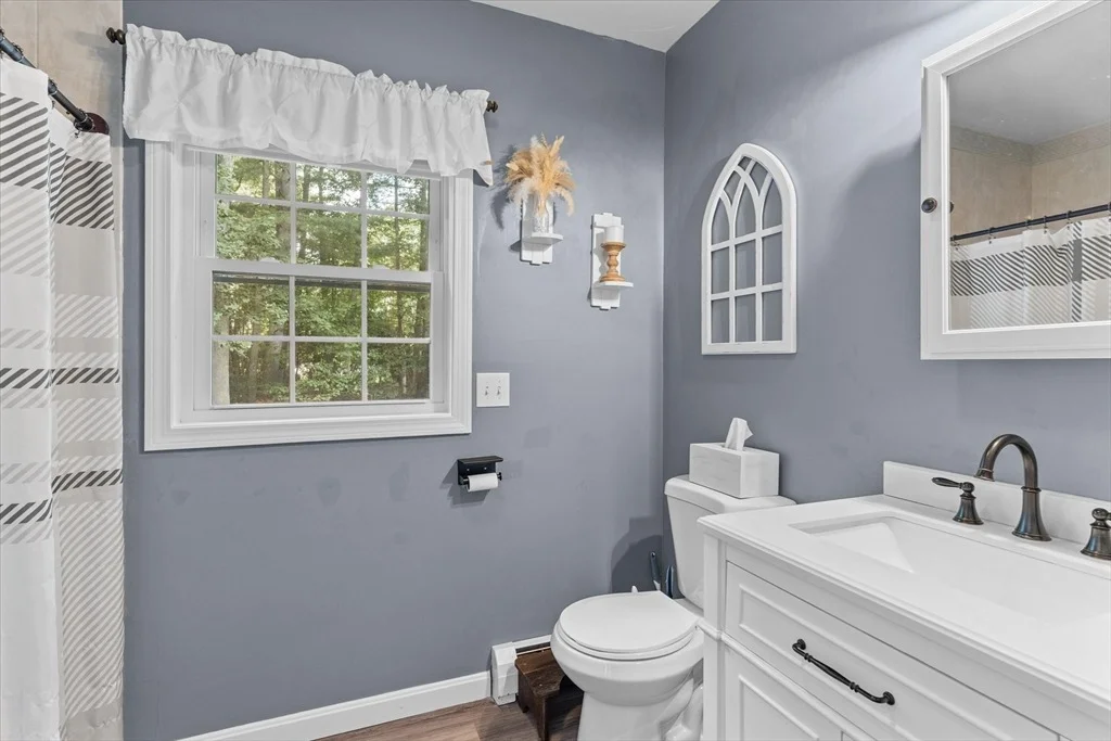 Photo of 12 Easter Brook Rd
