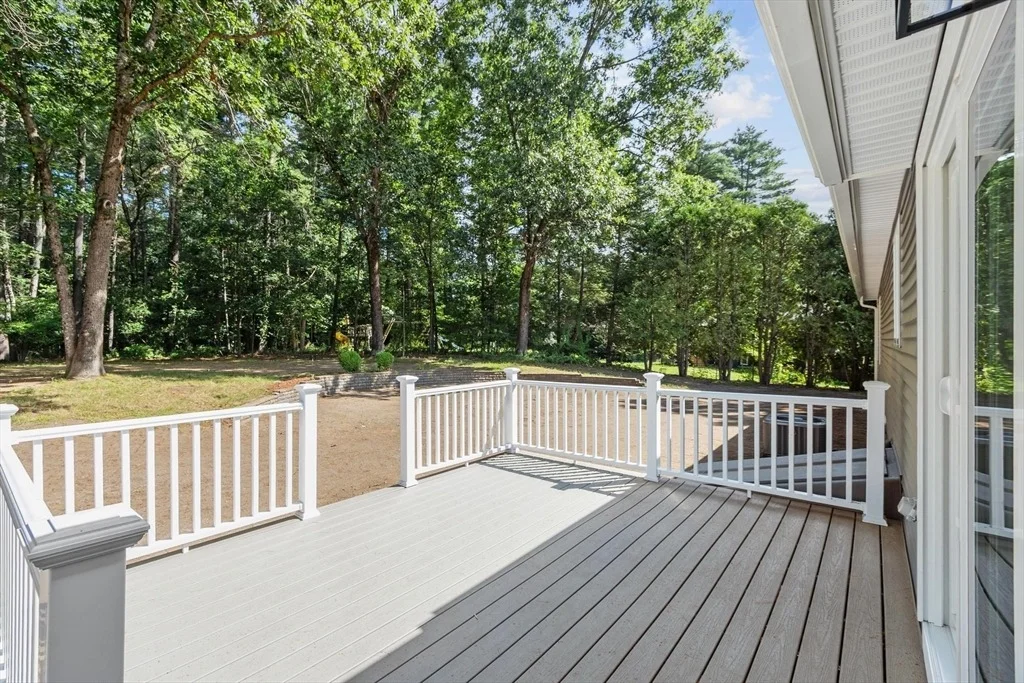 Photo of 63 Maplewood Dr