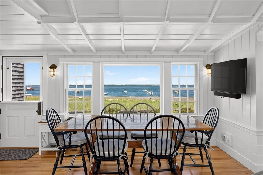 Photo of 166 Shore Road