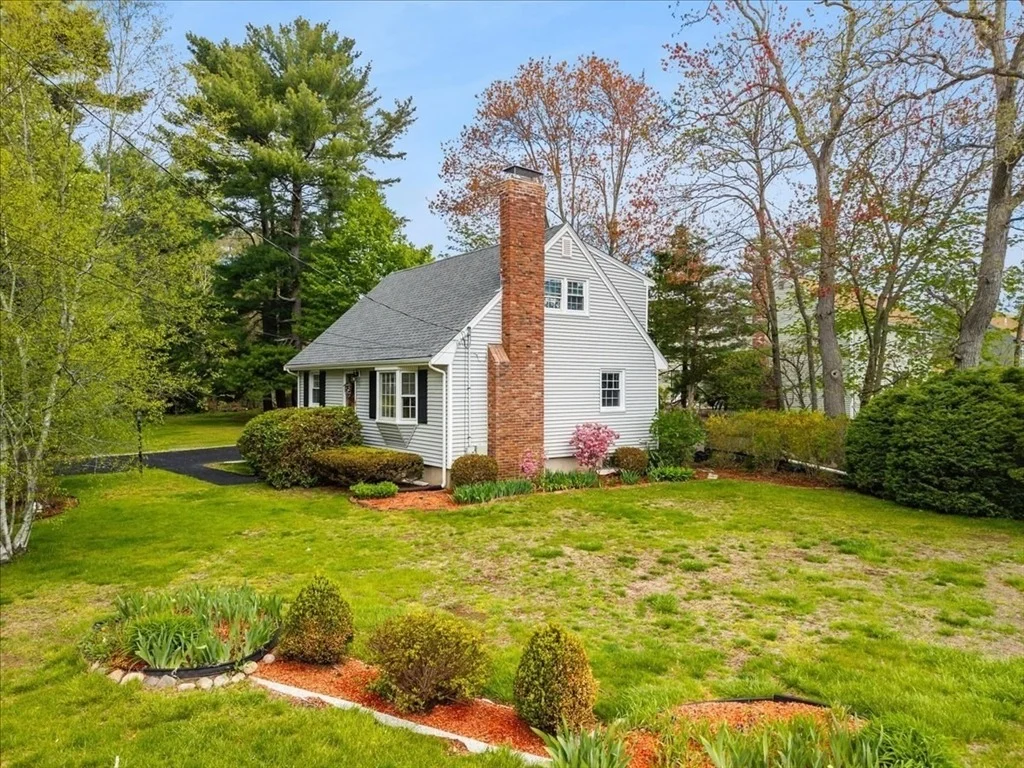Photo of 7 Glen Echo Blvd
