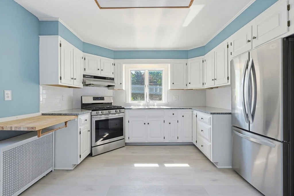 Photo of 210 Pleasant Street