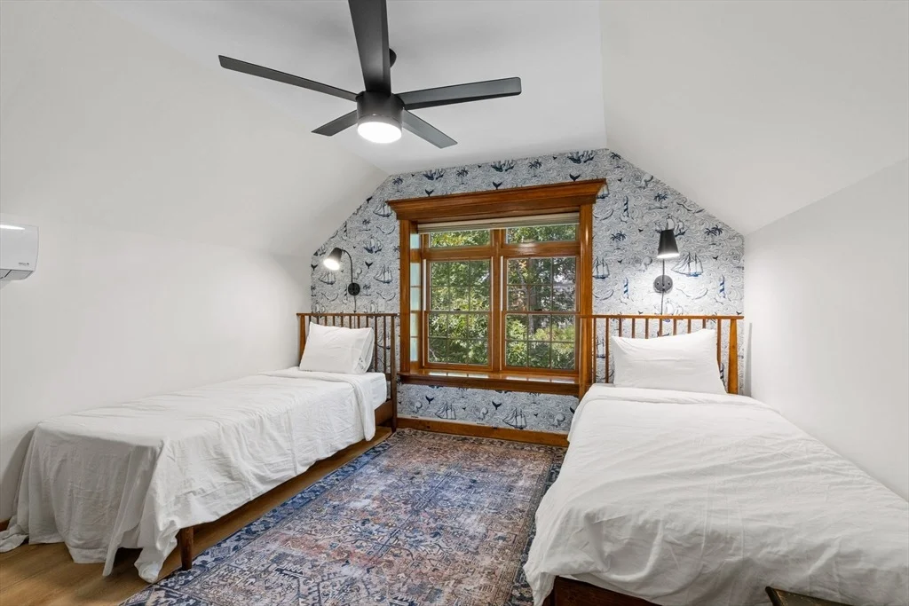 Photo of 13 Elm Dr