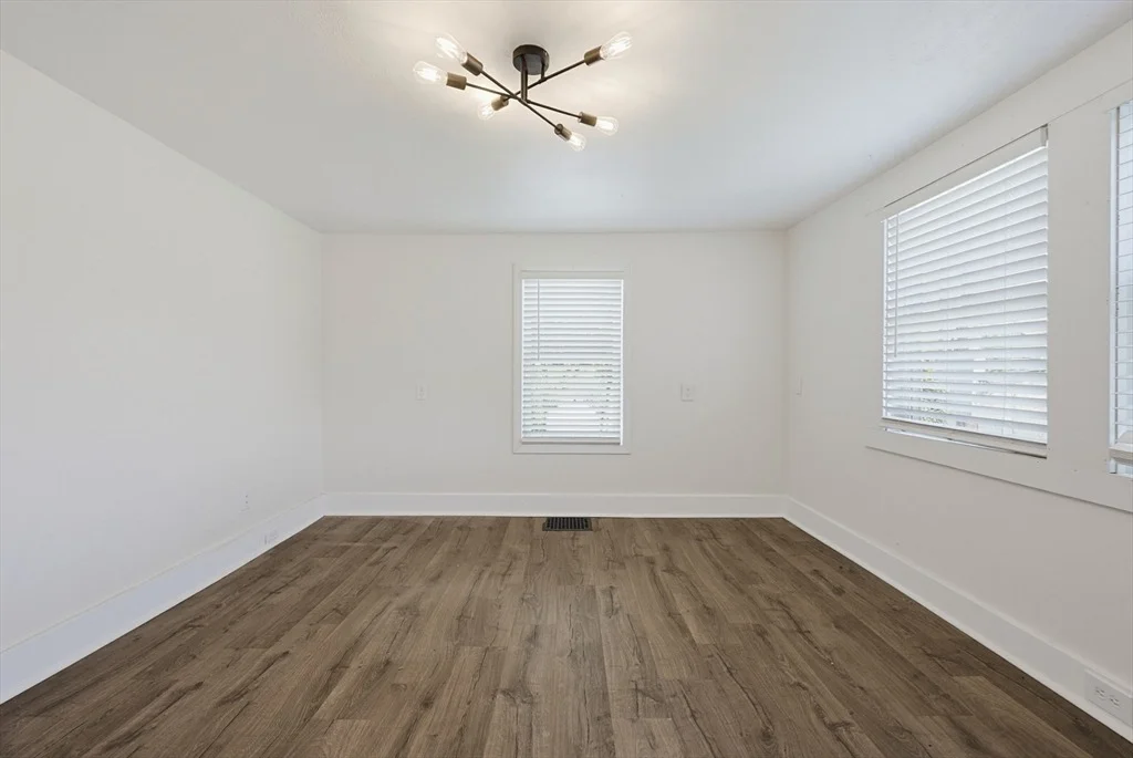 Photo of 130 High St