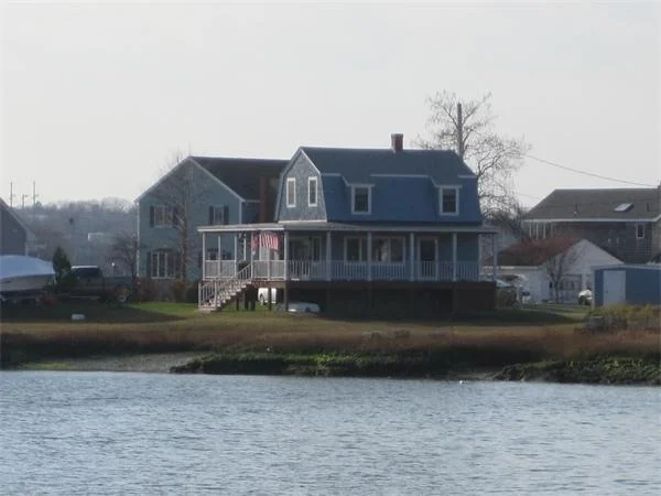 Photo of 14 Tibbetts Ave