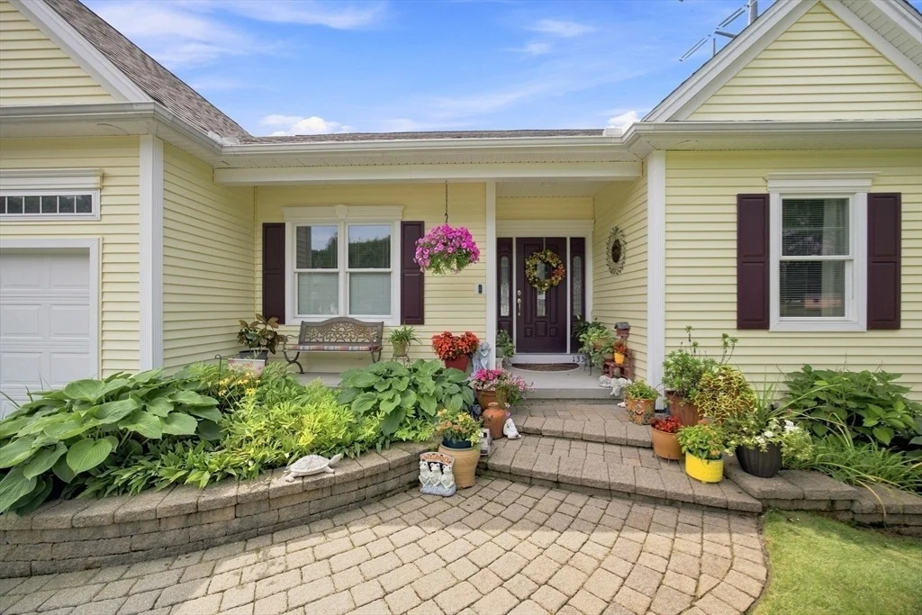 Photo of 135 Lancaster Dr