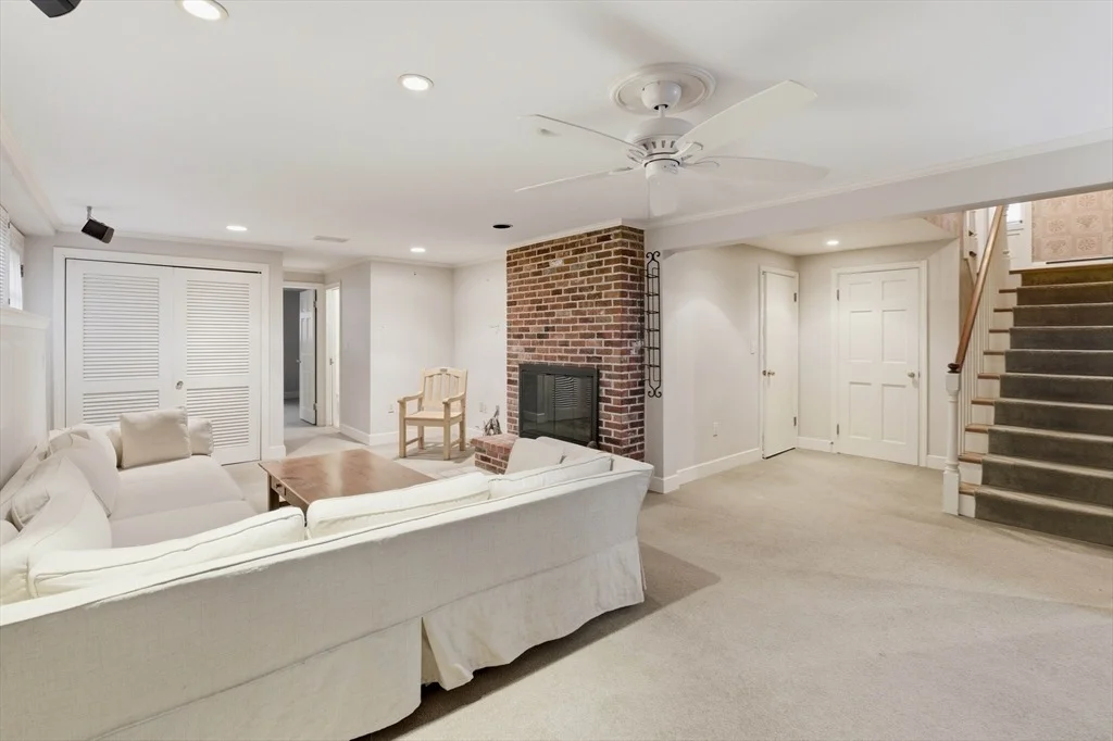 Photo of 9 Fernway