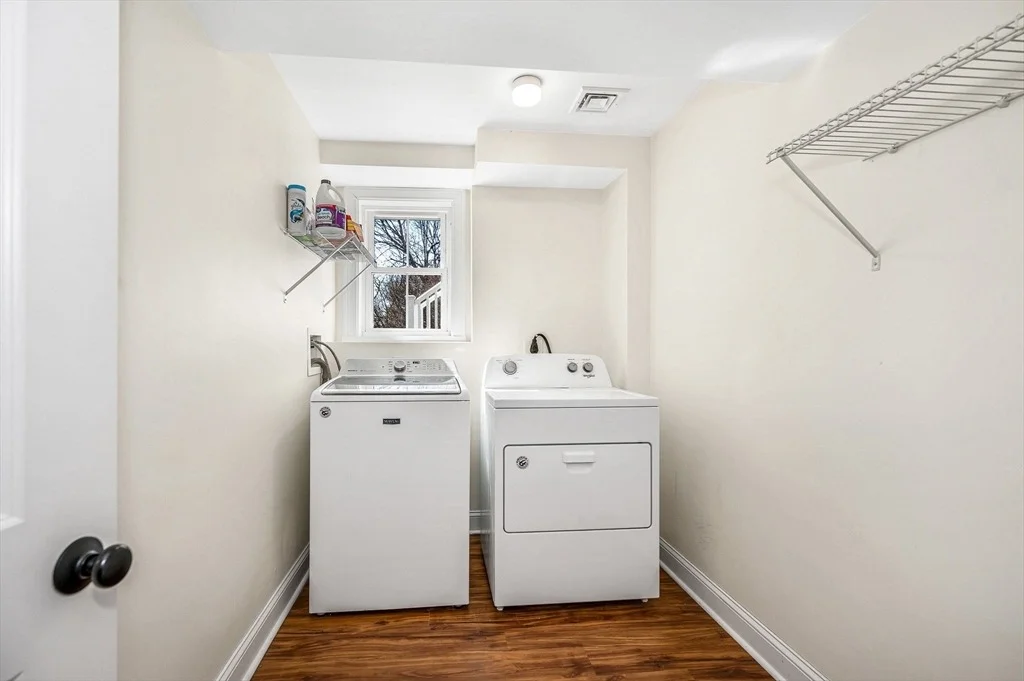 Photo of 24 Eaton Dr
