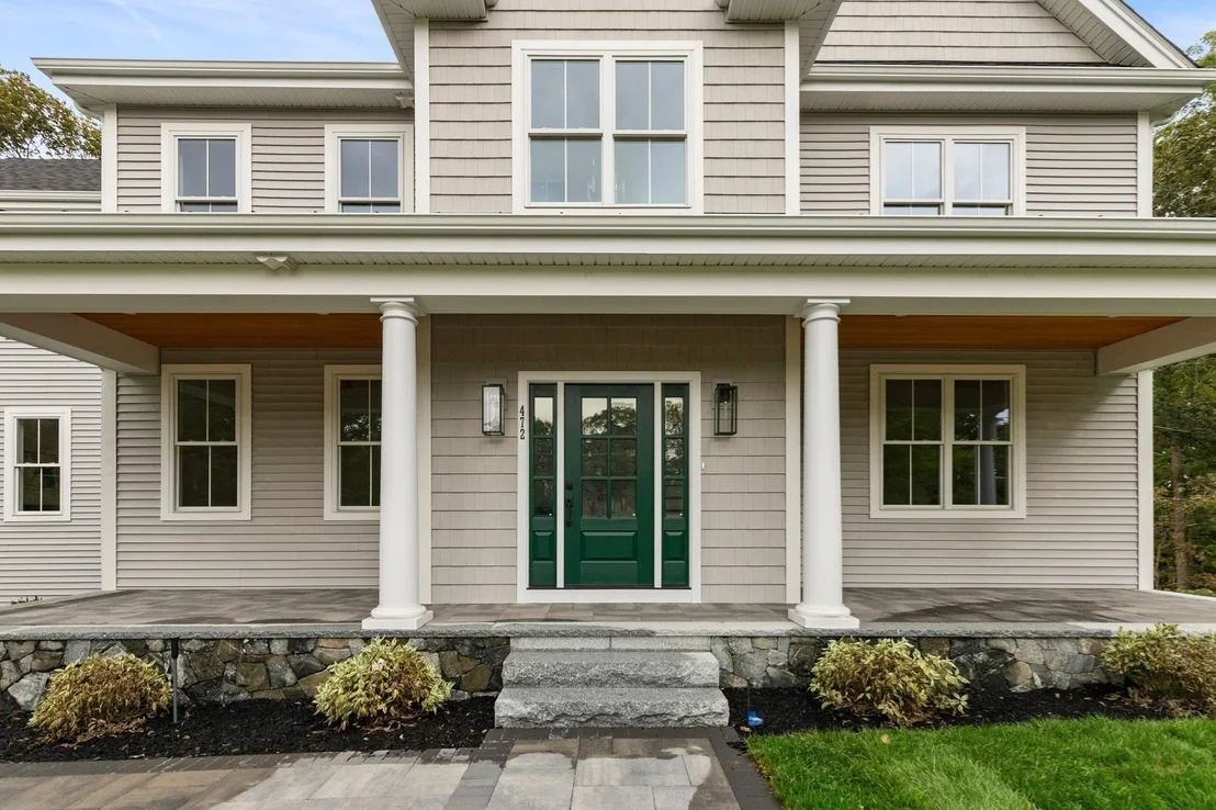 Photo of 472 Summer Avenue