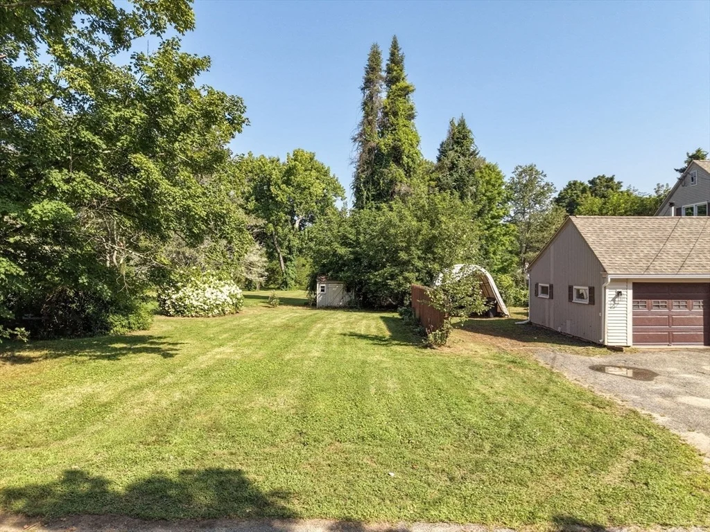 Photo of 3 Maplelawn Dr