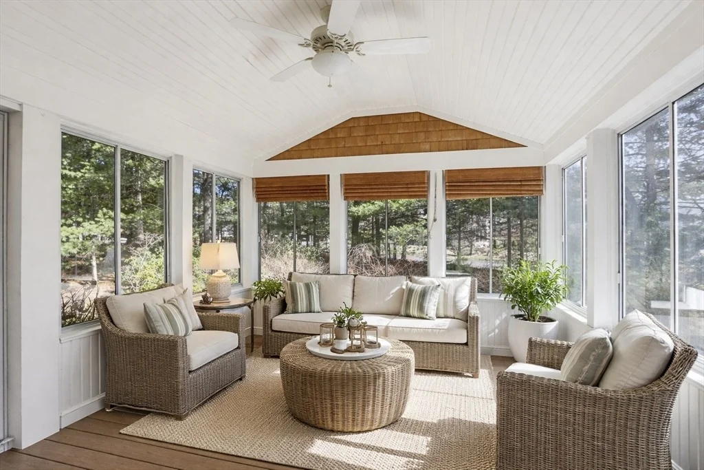 Photo of 8 Winterberry Ln